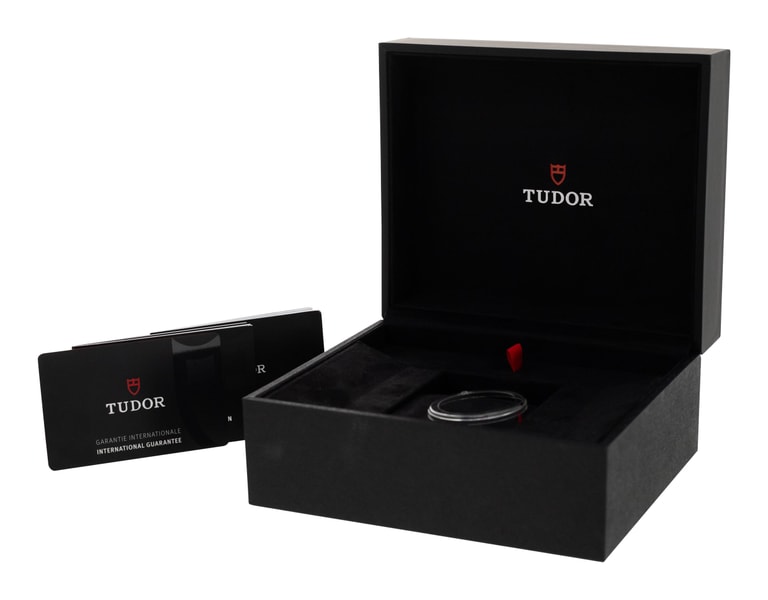 Tudor Black Bay GMT M79830RB-0010